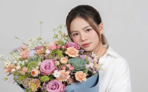 Ngôn ngữ của hoa: Những người nghệ nhân đi tìm vẻ đẹp trong sự tĩnh lặng