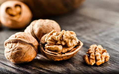 Chữa đái dầm cho bé bằng mẹo dân gian