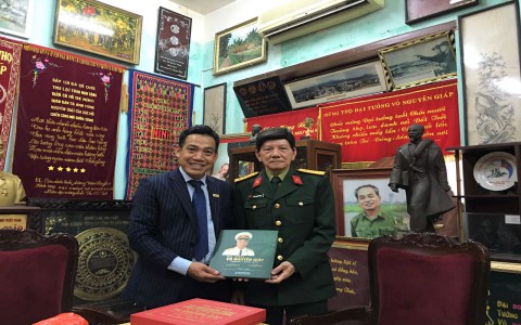Kỷ niệm 66 năm Chiến thắng Điện Biên Phủ (7/5/1954 - 7/5/2020): Pháp luật và Thời đại phối hợp phát hành sách về Đại tướng