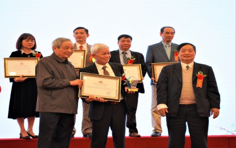 CHƯƠNG TRÌNH RẠNG RỠ VIỆT NAM NĂM 2020 – CHÀO MỪNG ĐẠI HỘI LẦN THỨ XIII CỦA ĐẢNG